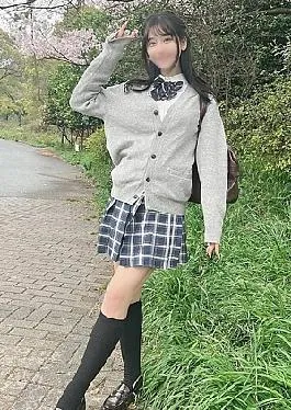 FC2PPV-4669180 Emi-chan From The Tea Ceremony Club, 18 Years Old, A Fair-skinned, Slender Beauty With Hidden Big Breasts. She’s Horny And Horny In The Spring Weather And Wants To Cum Inside Her.